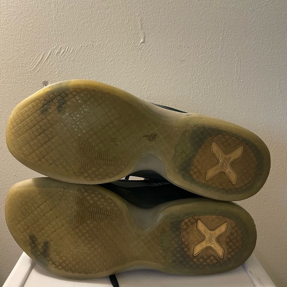 Kobe 10 Flight - Picture 8 of 8